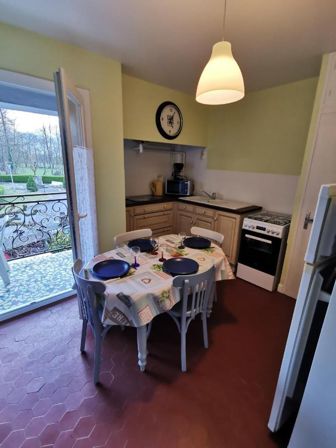 Appartement Vallee De Luchon Salles-et-Pratviel ภายนอก รูปภาพ
